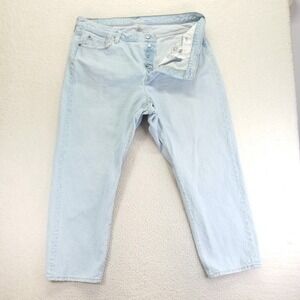 Light Wash Women's High-Rise Straight Jeans